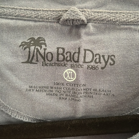 No Bad Days Tee - Picture 3 of 3